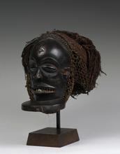 A workshop on teaching with African art